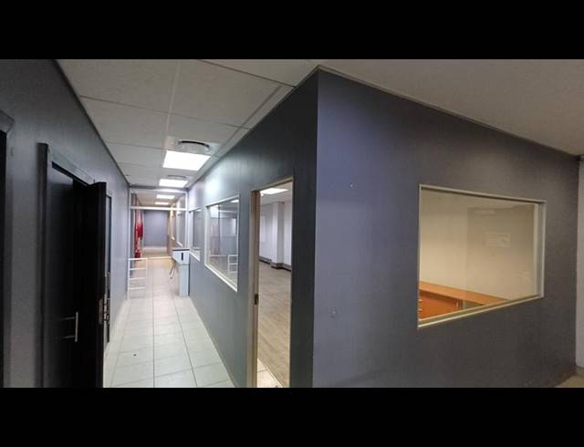 INDUSTRIAL PROPERTY TO RENT IN OLIFANTSFONTEIN
